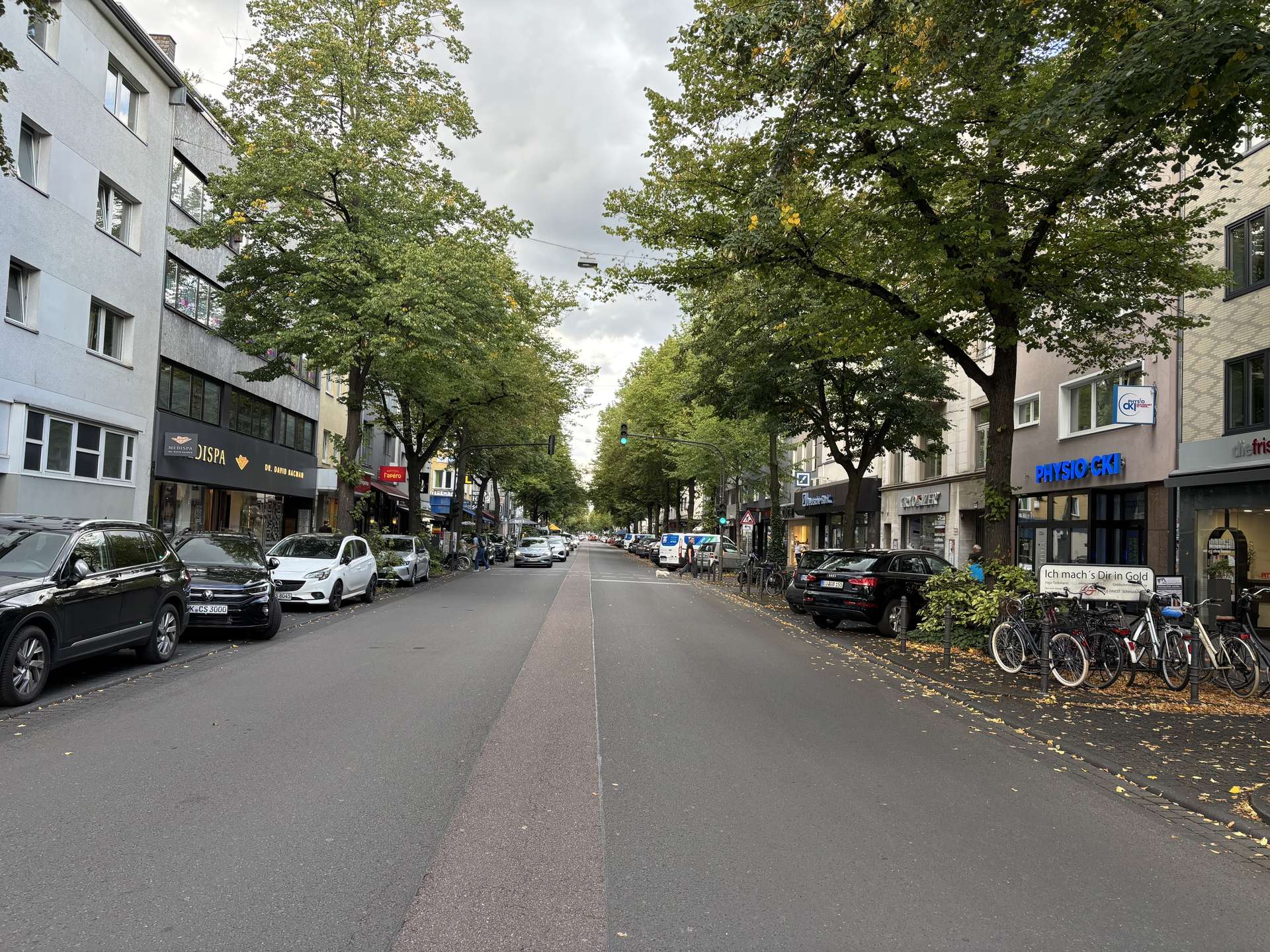 Straßenansicht
